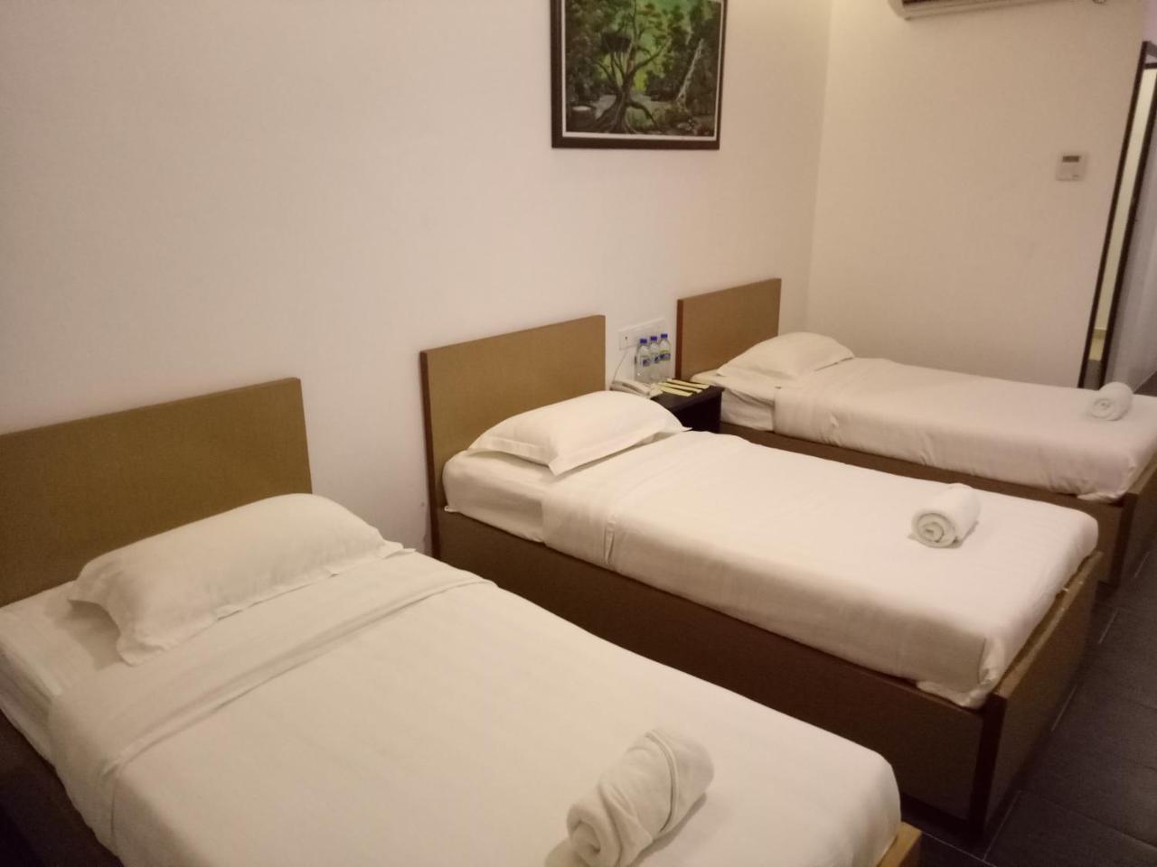 Hotel Sri Bernam Сабак Бернам Экстерьер фото