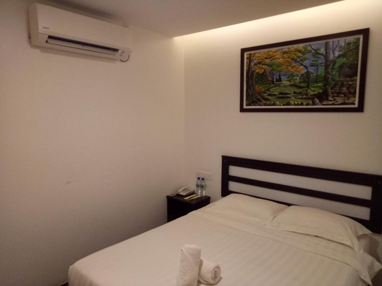 Hotel Sri Bernam Сабак Бернам Экстерьер фото