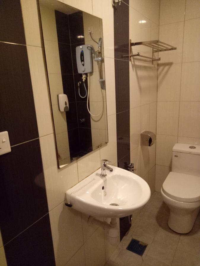 Hotel Sri Bernam Сабак Бернам Экстерьер фото