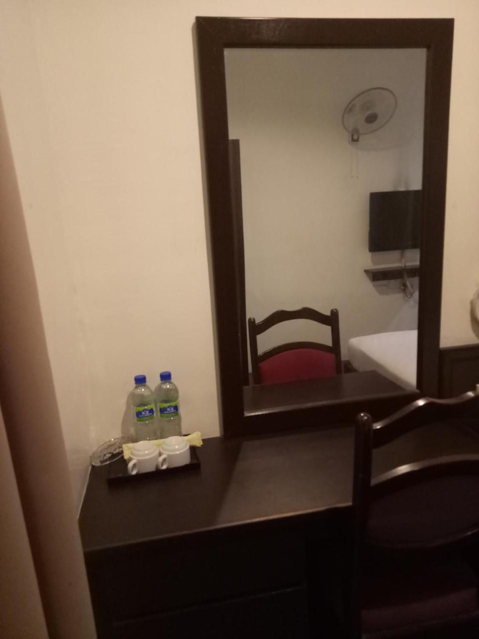 Hotel Sri Bernam Сабак Бернам Экстерьер фото