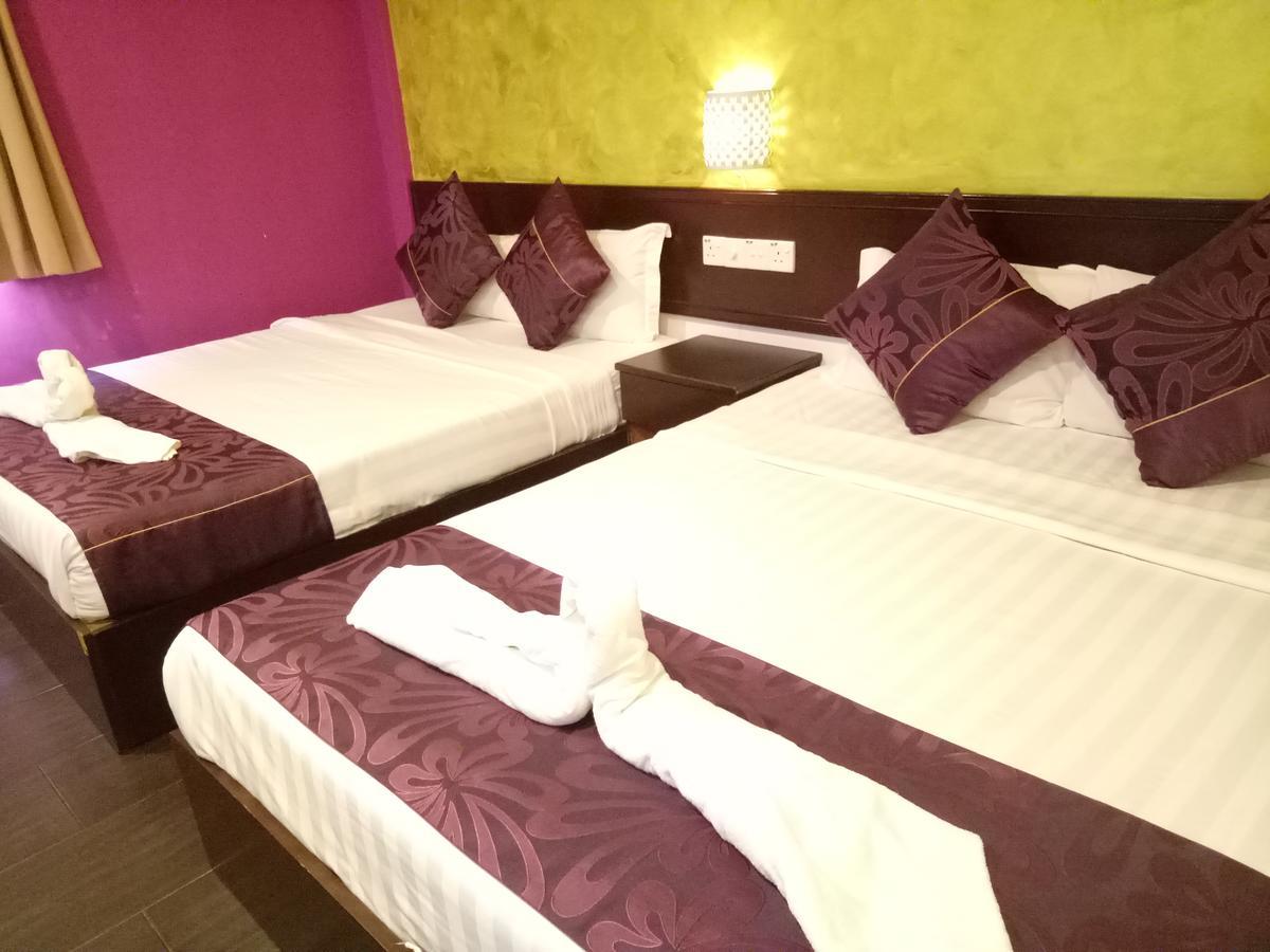 Hotel Sri Bernam Сабак Бернам Экстерьер фото
